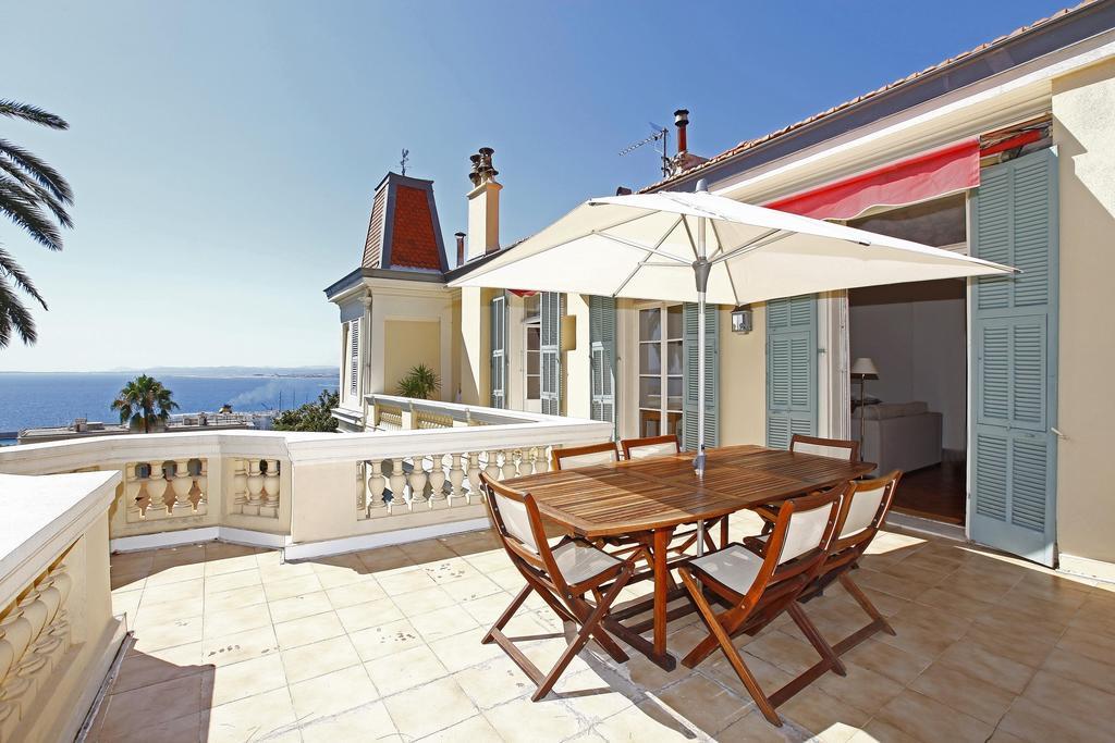 Palmeraie - Magnifique Appartement D'Epoque Avec Vue Mer 4 Personnes Avec Terrasse Le Port Nice Bilik gambar